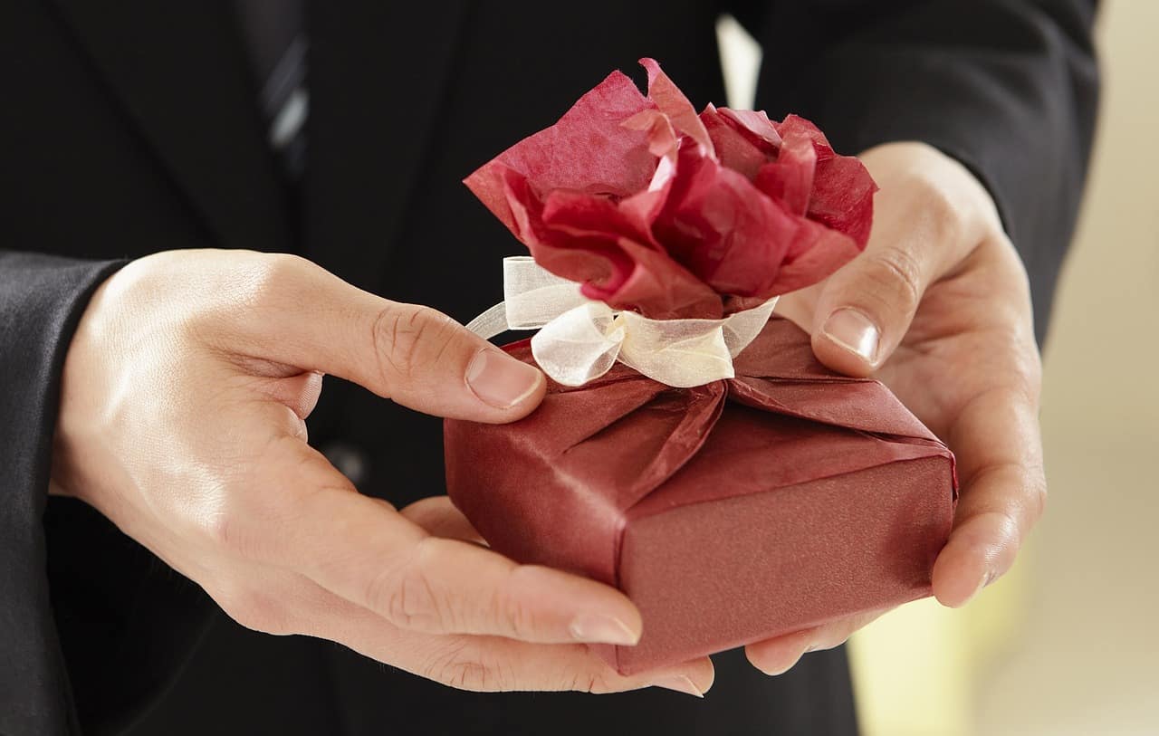 Gift box